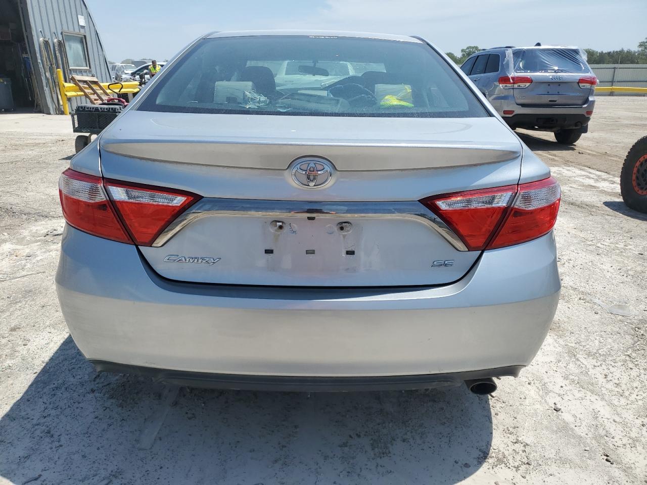 VIN 4T1BF1FK8HU376094 2017 TOYOTA CAMRY no.6