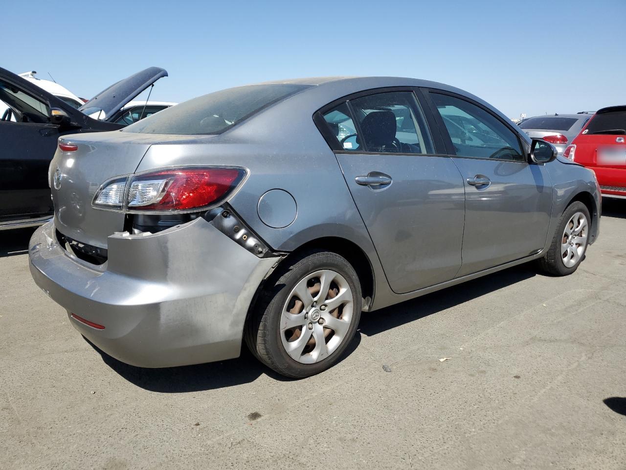 2012 Mazda 3 I VIN: JM1BL1UG8C1599886 Lot: 69466944