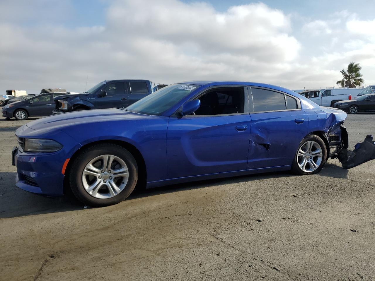 2C3CDXBG9KH640764 2019 DODGE CHARGER - Image 1