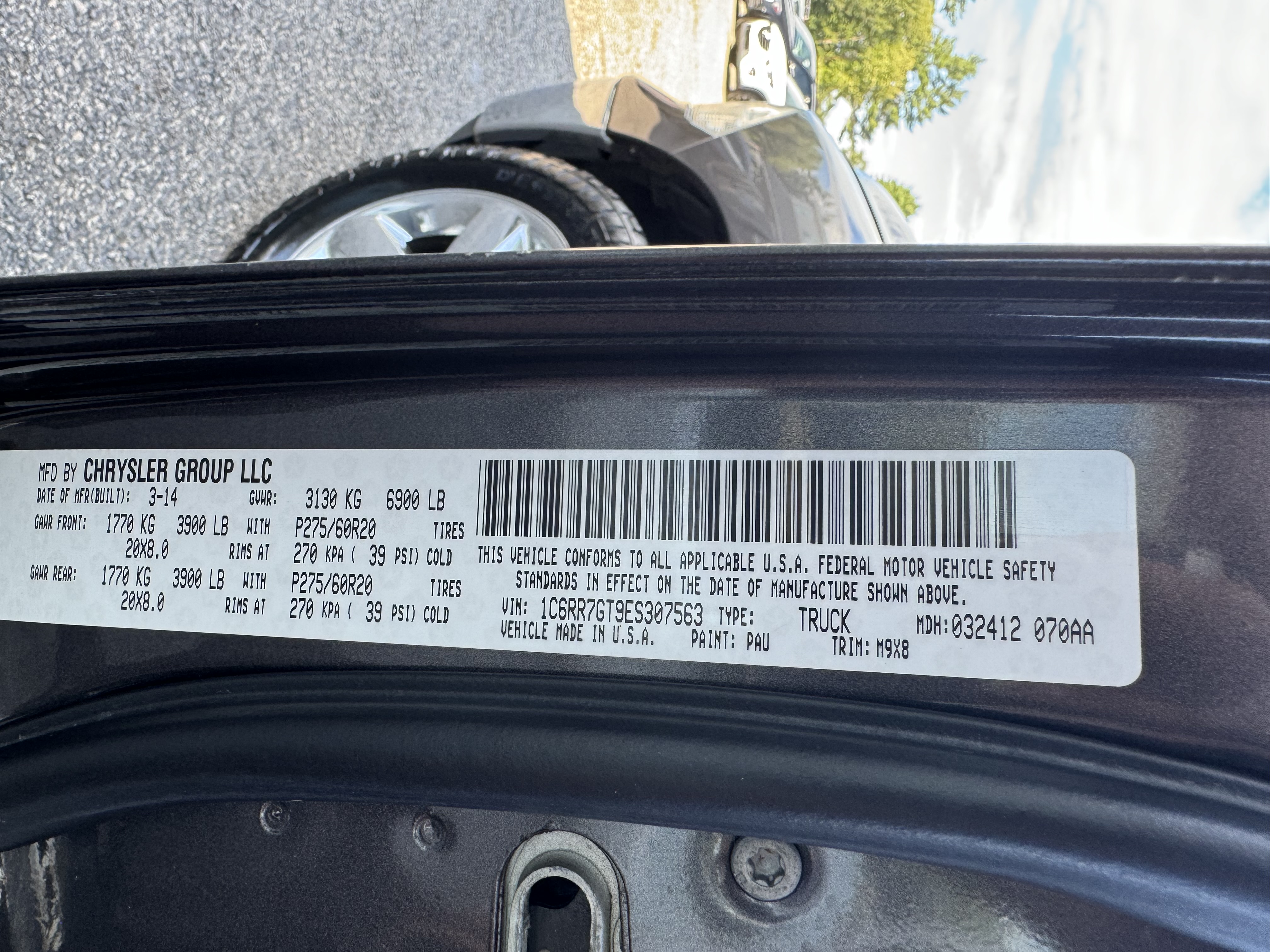 1C6RR7GT9ES307563 2014 Ram 1500 Slt