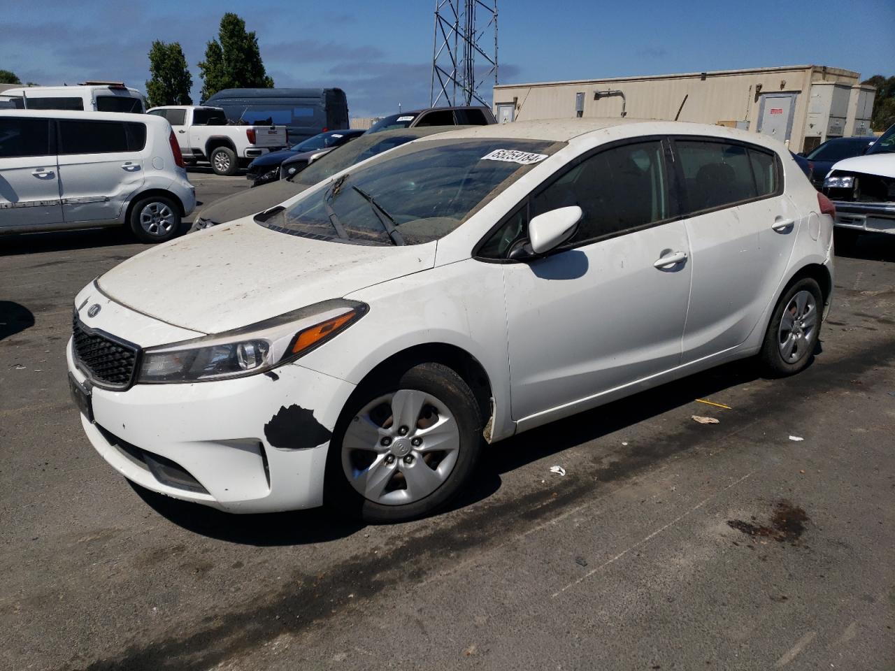 KNAFK5A84H5681149 2017 KIA FORTE - Image 1