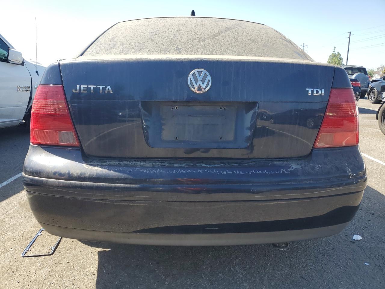 3VWSF29M8YM183484 2000 Volkswagen Jetta Gls Tdi