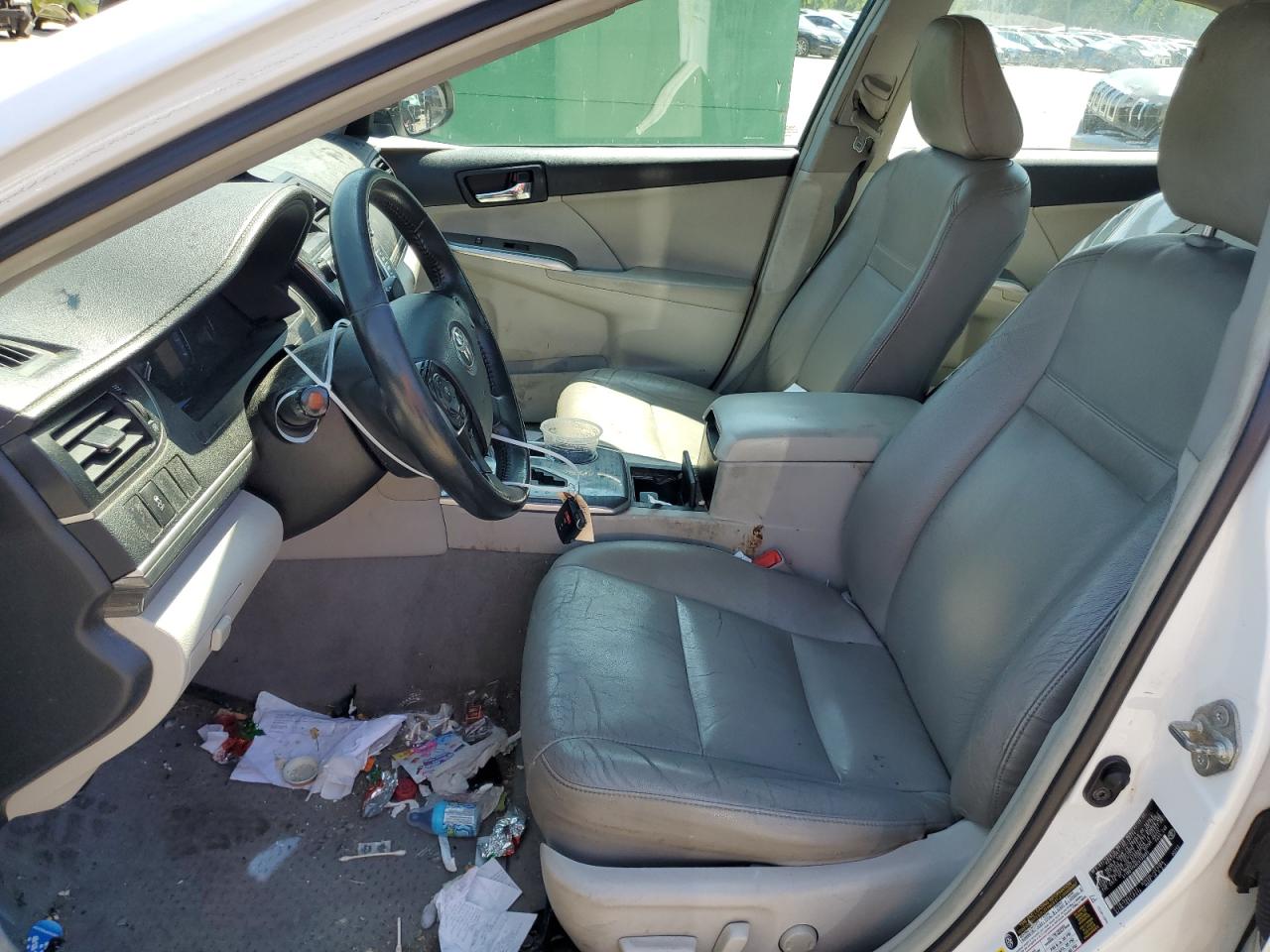 2014 Toyota Camry - Image 7