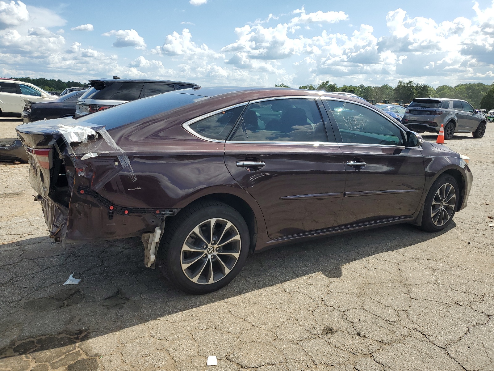 2016 Toyota Avalon Xle vin: 4T1BK1EB8GU196545