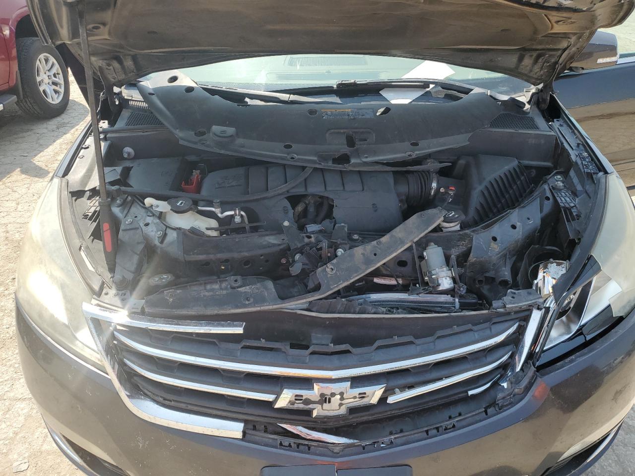 1GNKRHKD6EJ211421 2014 Chevrolet Traverse Lt