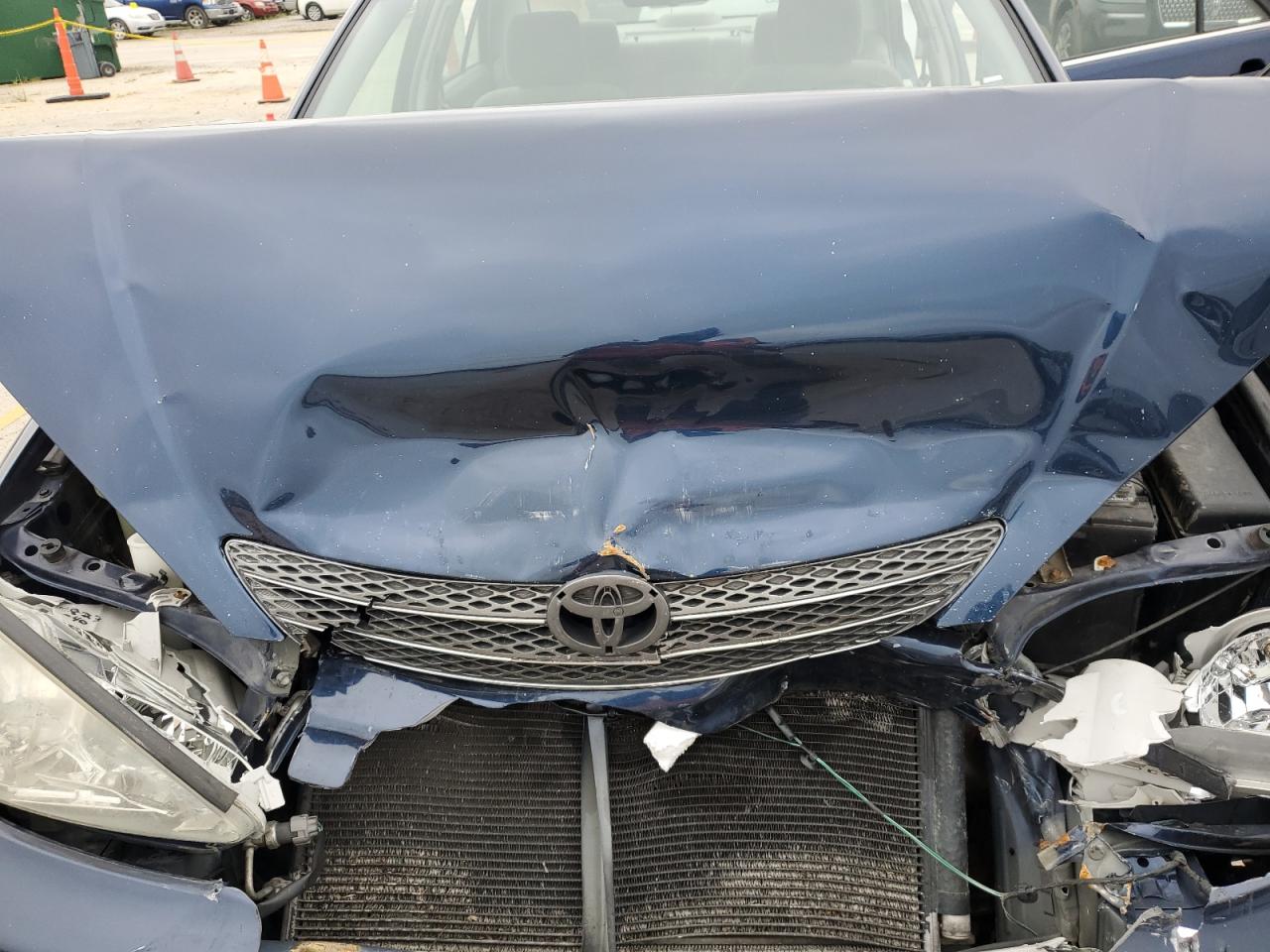 2003 Toyota Camry Le VIN: JTDBE32K330206864 Lot: 66230244