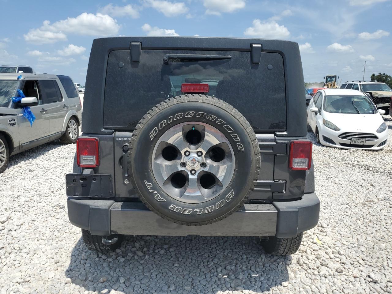 2018 Jeep Wrangler Unlimited Sahara VIN: 1C4BJWEG9JL812234 Lot: 67287554