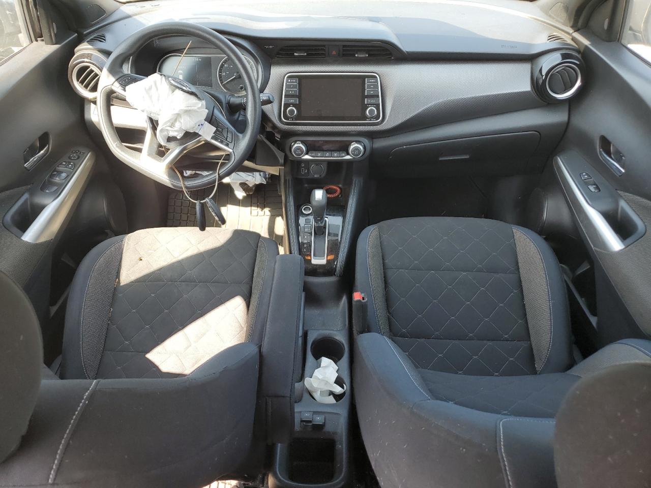 2018 Nissan Kicks S VIN: 3N1CP5CU5JL541072 Lot: 68932424