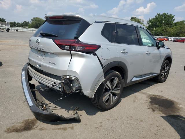  NISSAN ROGUE 2021 Srebrny