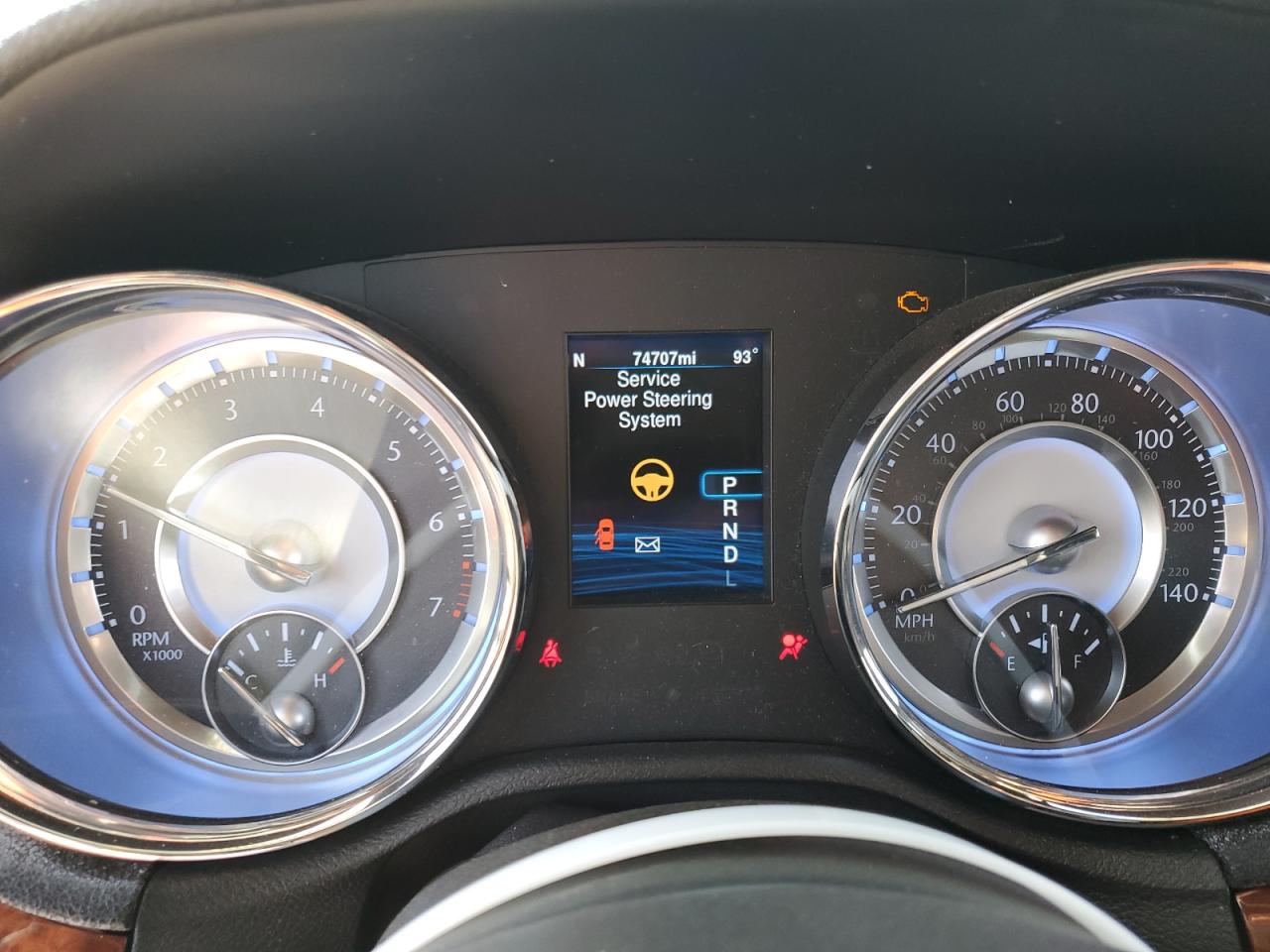 2014 Chrysler 300 VIN: 2C3CCAAG4EH323903 Lot: 66009444