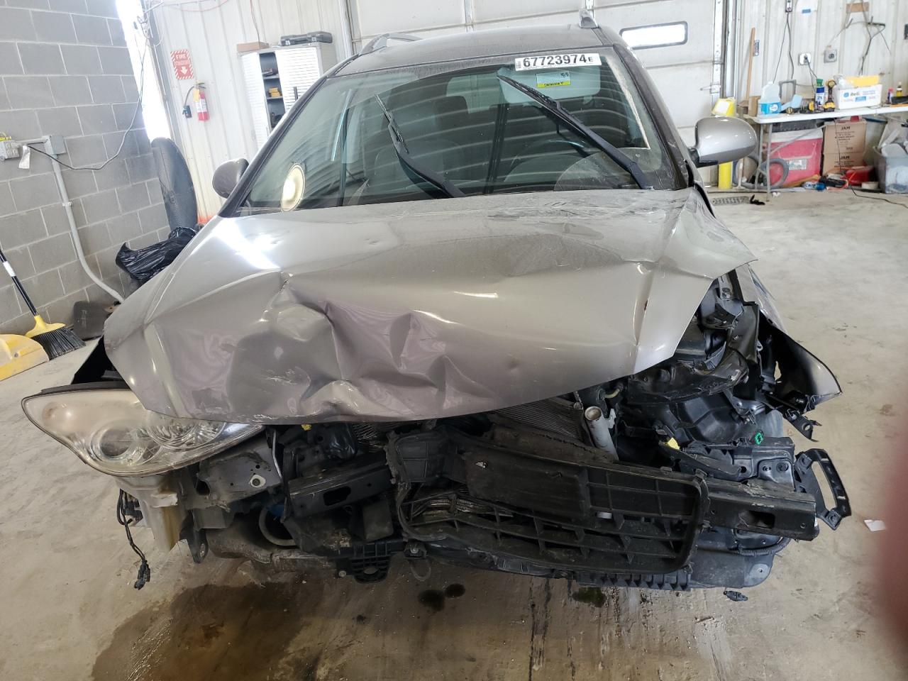 2012 Hyundai Elantra - Image 5