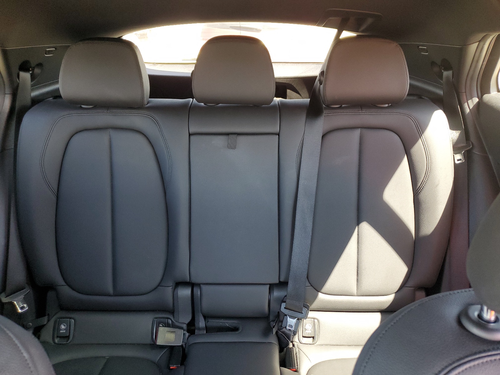 WBXYH9C00M5S09049 2021 BMW X2 Sdrive28I