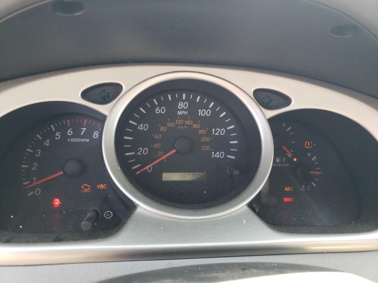 2004 Toyota Highlander VIN: JTEEP21A740051114 Lot: 66133184