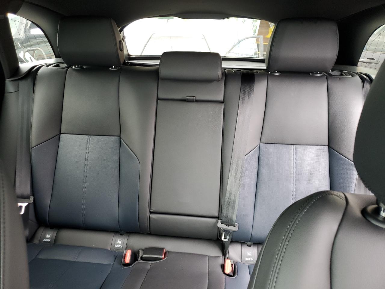 2024 Land Rover Range Rover - Image 10