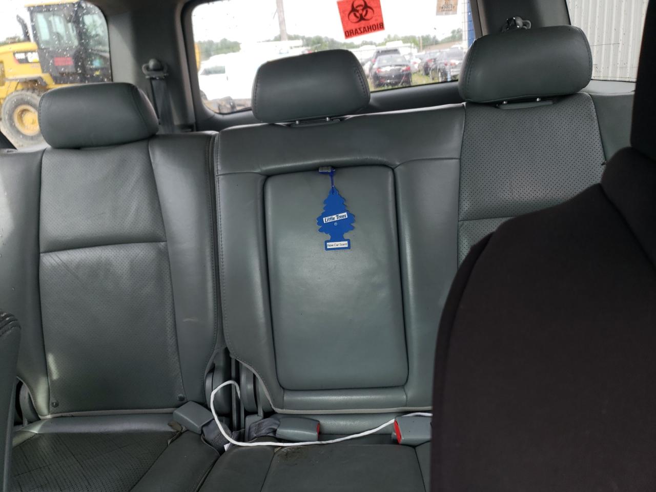 2004 Honda Pilot Exl VIN: 5FNYF185X4B005415 Lot: 64786654