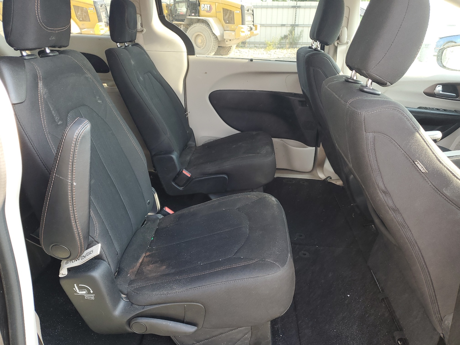 2C4RC1FG8JR365591 2018 Chrysler Pacifica Touring Plus