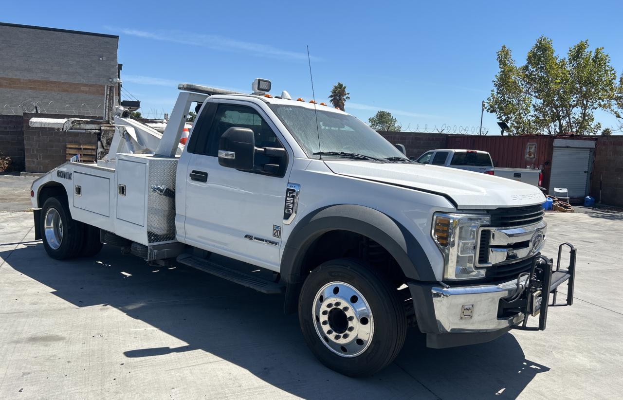 2019 Ford F550 Super Duty VIN: 1FDUF5GT1KEE38038 Lot: 67608404