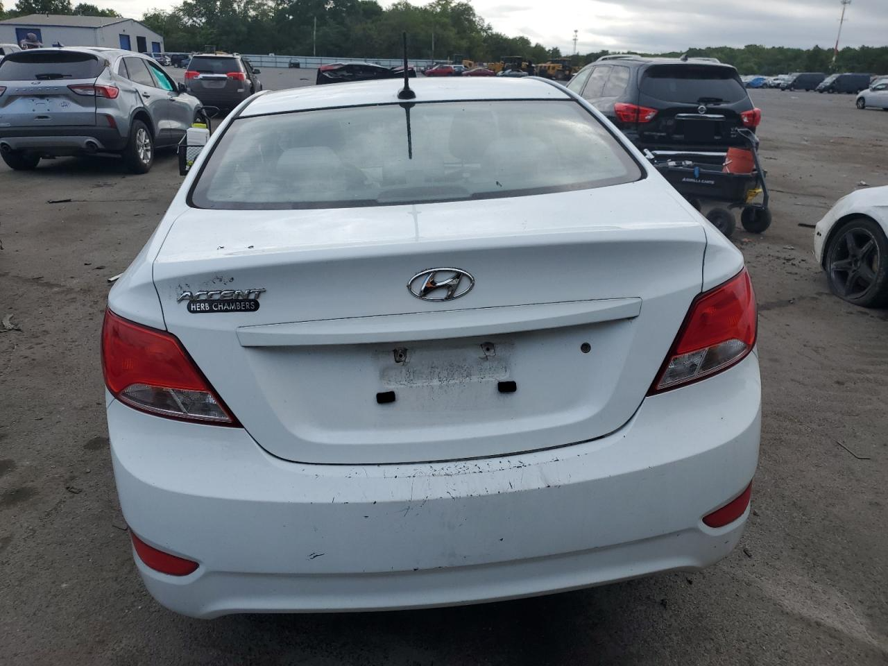 KMHCT4AE9HU251329 2017 Hyundai Accent Se