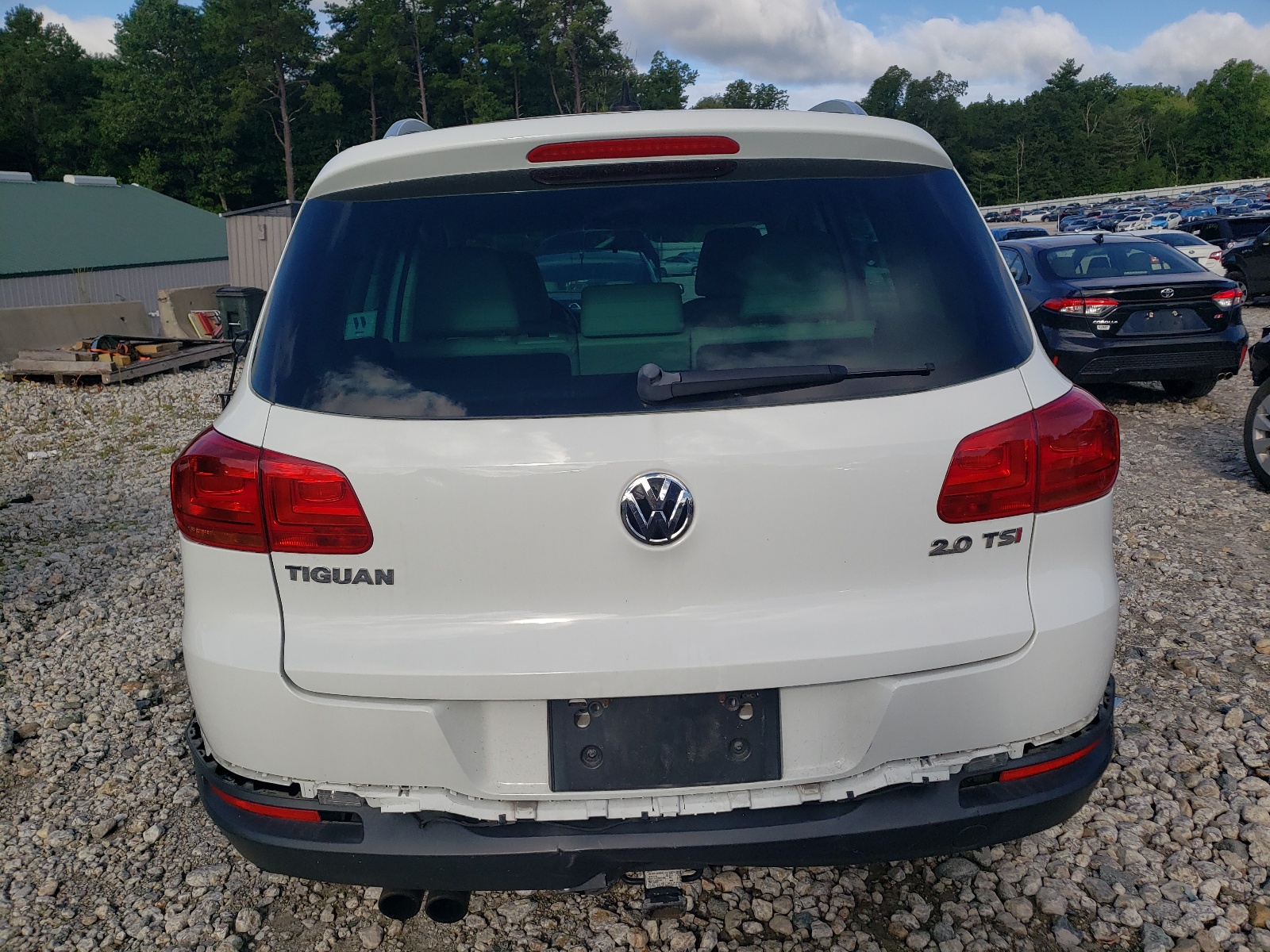 WVGAV3AX5EW626047 2014 Volkswagen Tiguan S