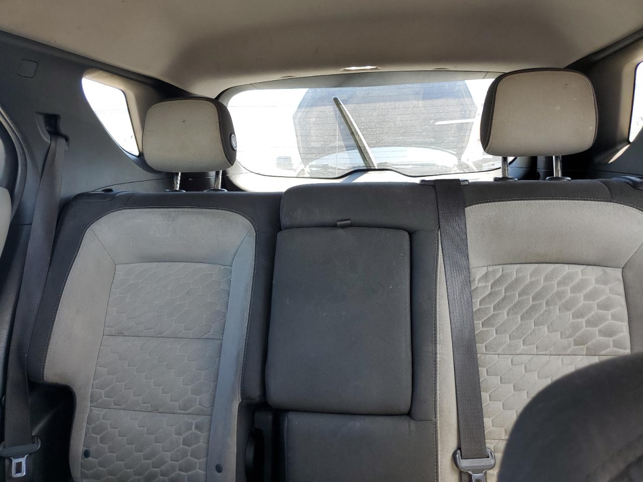 2018 Chevrolet Equinox - Image 10