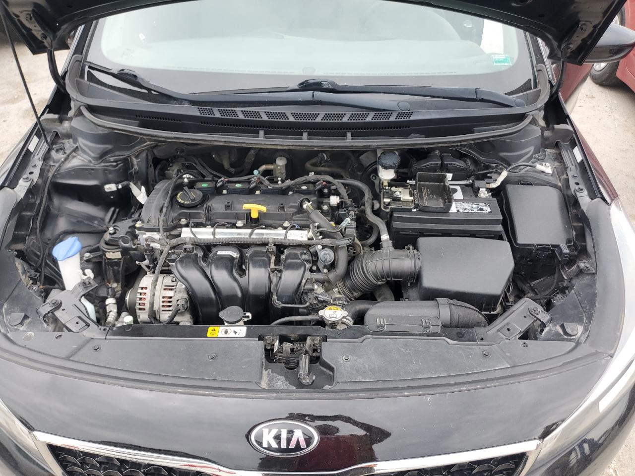 3KPFL4A77JE263745 2018 Kia Forte Lx