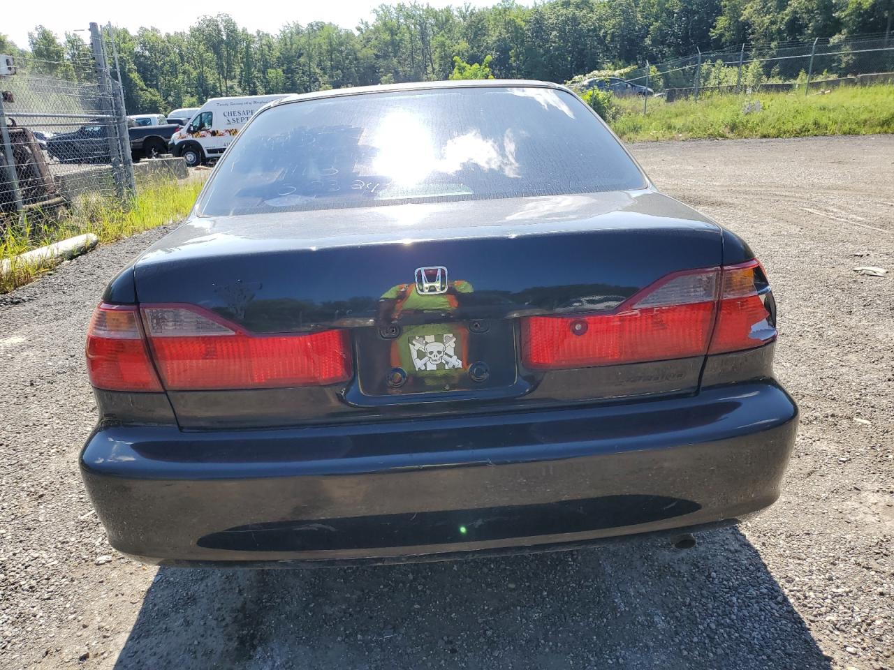 1999 Honda Accord Lx VIN: 1HGCG6650XA089797 Lot: 66690544
