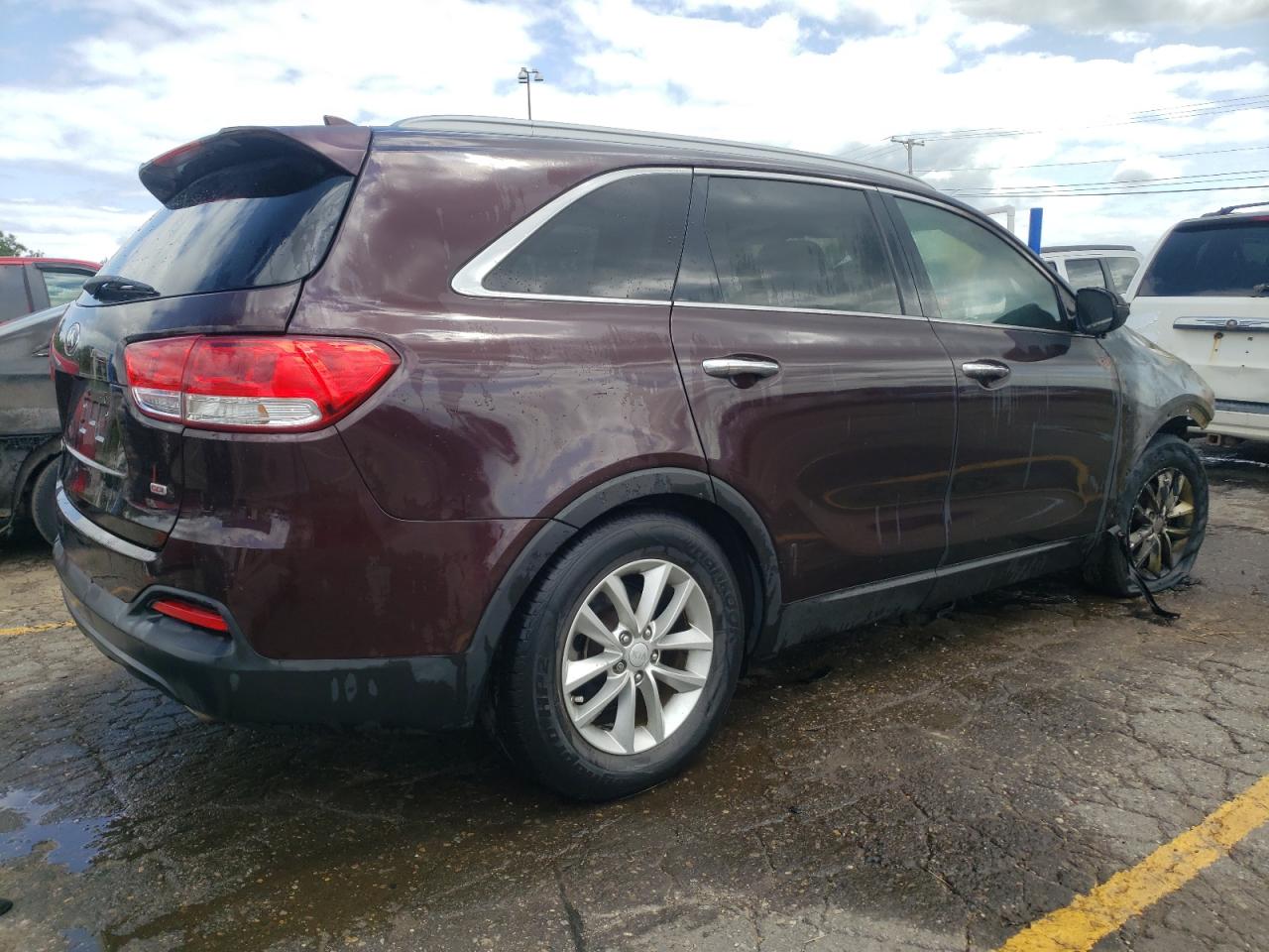 2016 Kia Sorento - Image 3