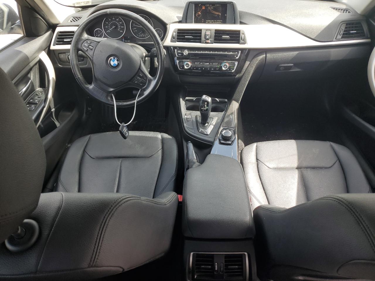 WBA8E1G57GNT34905 2016 BMW 320 I