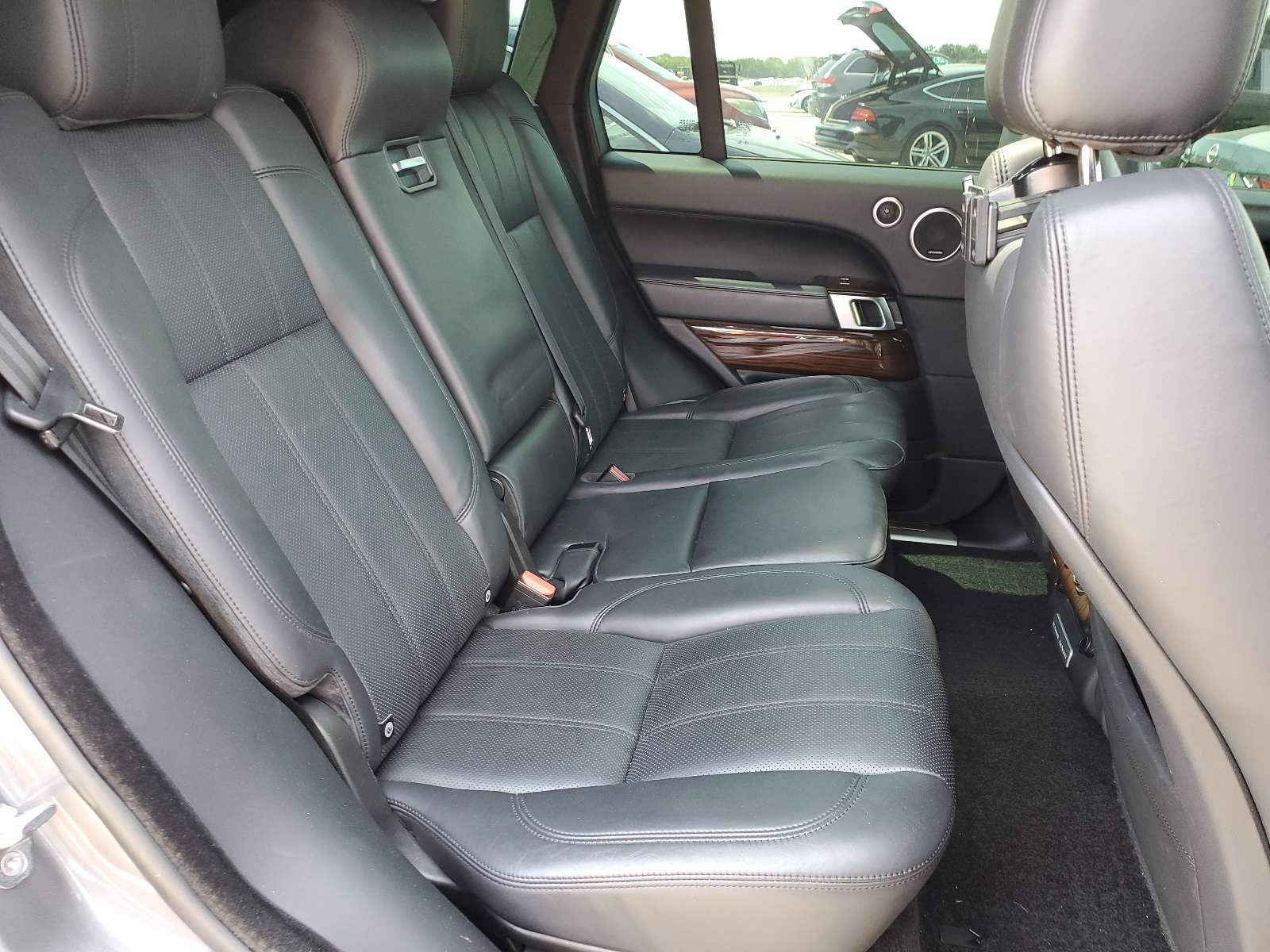 SALGS2WF8EA145300 2014 Land Rover Range Rover Hse