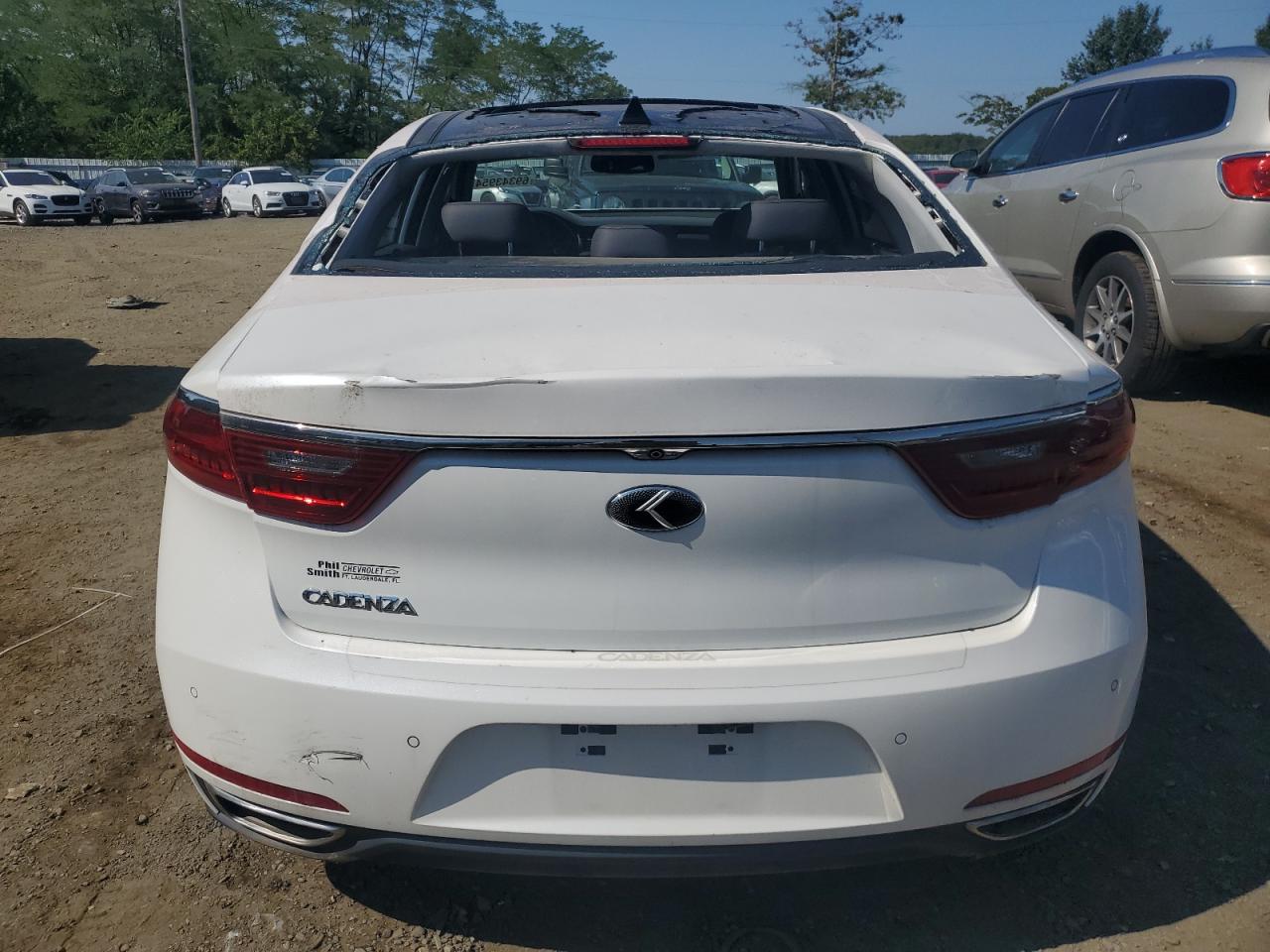 KNALC4J18J5123856 2018 Kia Cadenza Luxury