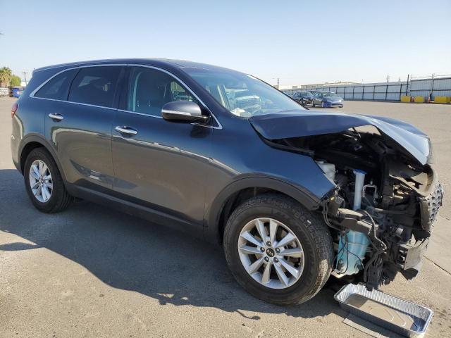 5XYPG4A52LG625543 Kia Sorento S 4