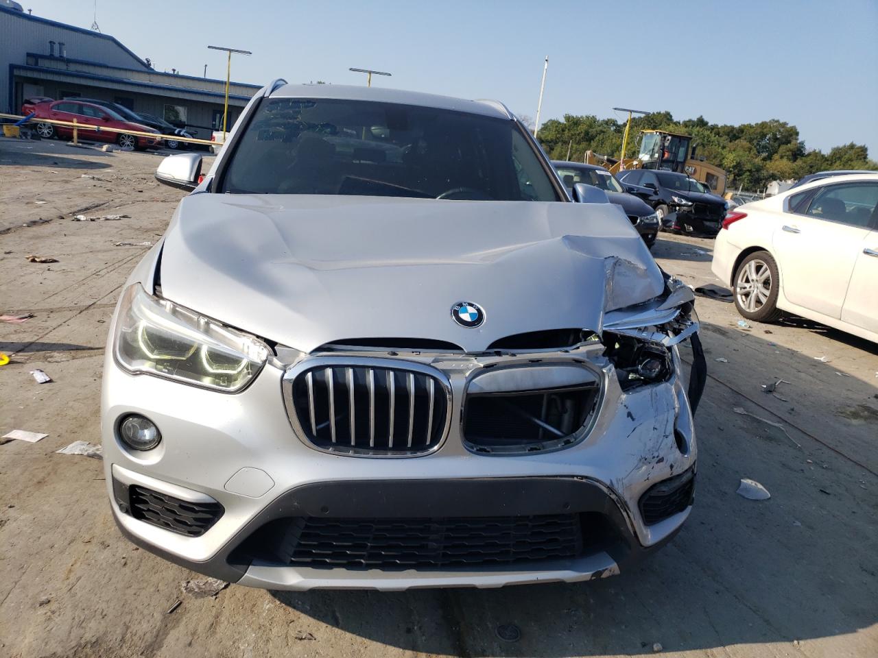 2017 BMW X1 - Image 5