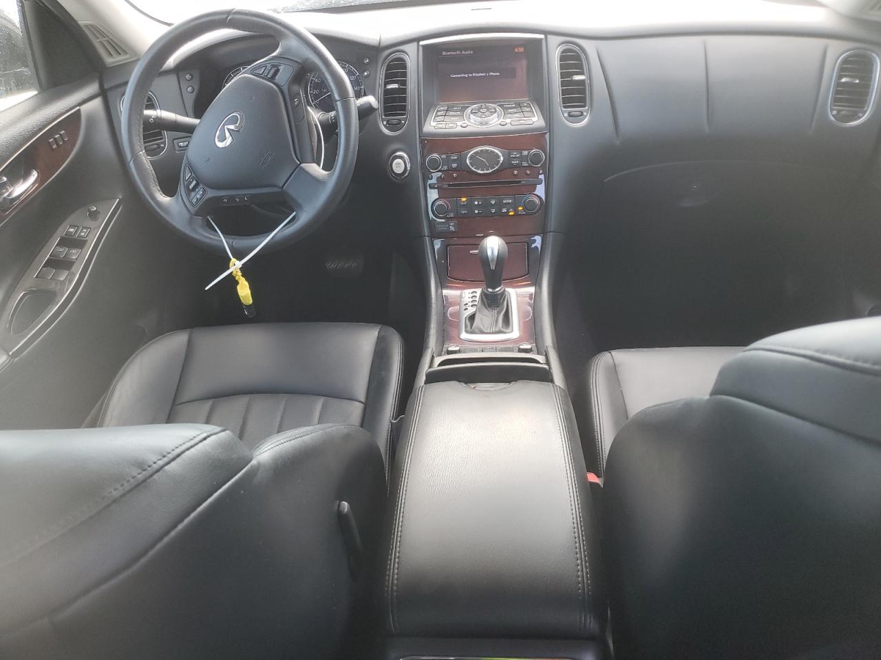 2017 Infiniti QX50 - Image 8