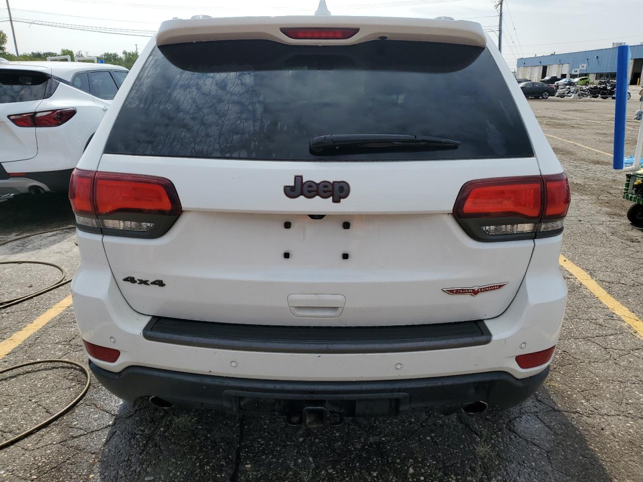 1C4RJFLG8JC466209 2018 Jeep Grand Cherokee Trailhawk