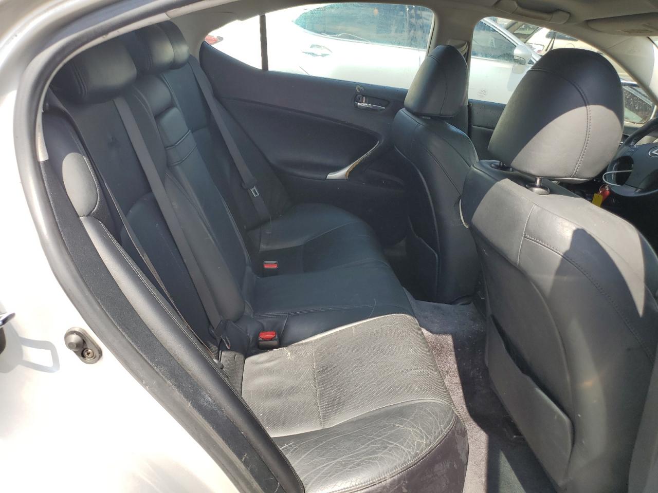 2006 Lexus Is 250 VIN: JTHCK262462003720 Lot: 66880204