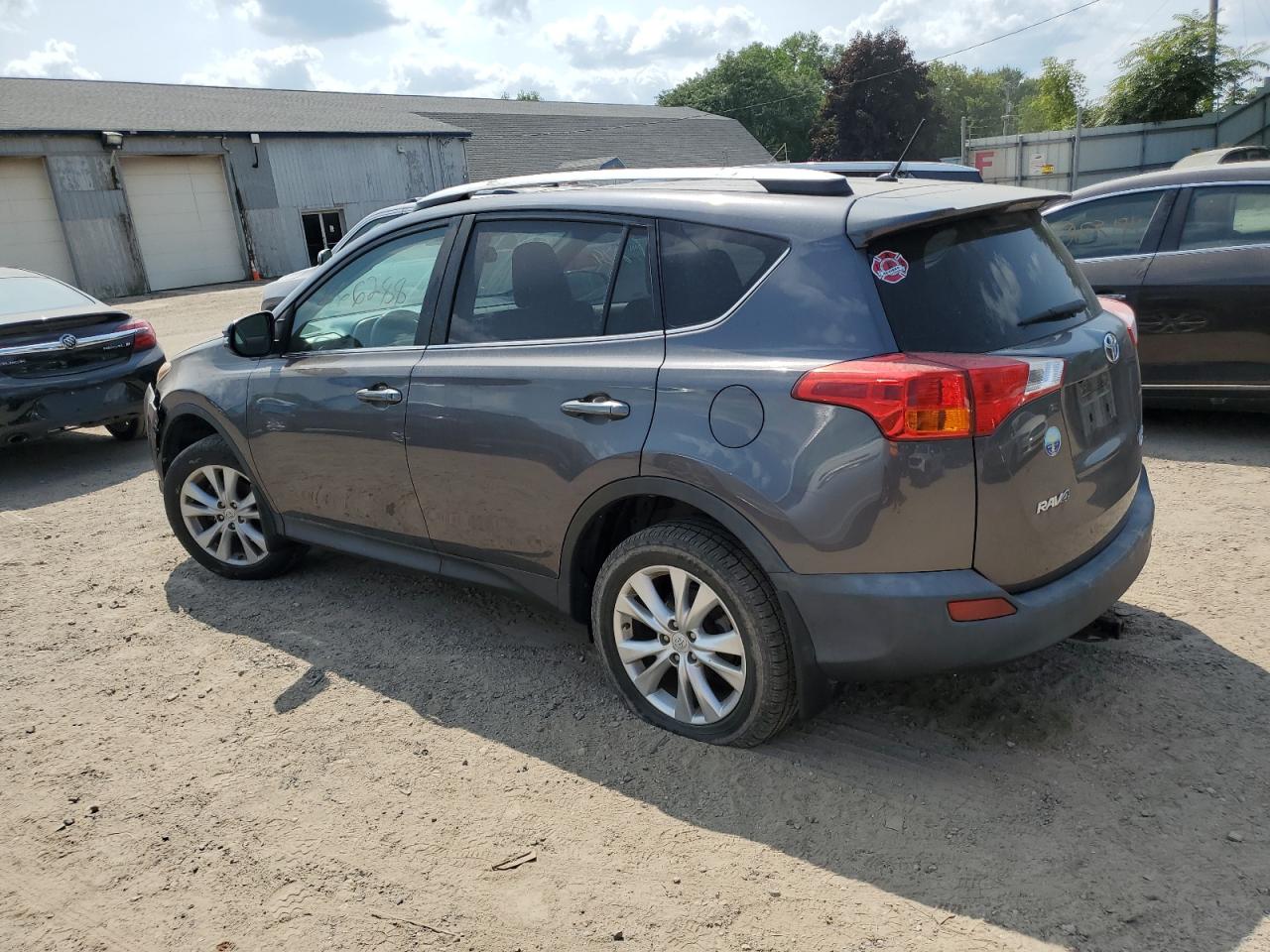 2013 Toyota RAV 4 - Image 2