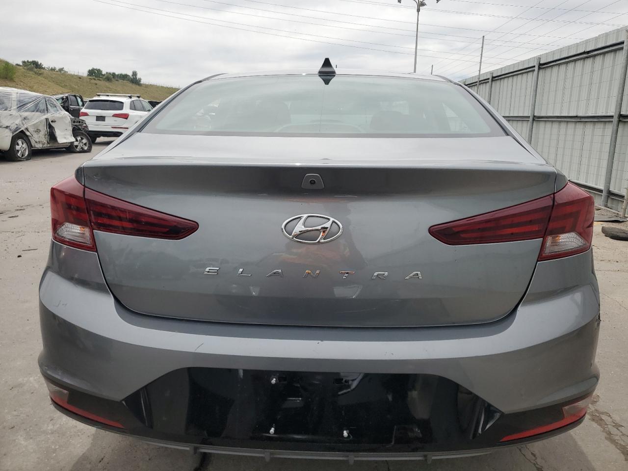 KMHD84LF9KU799253 2019 Hyundai Elantra Sel