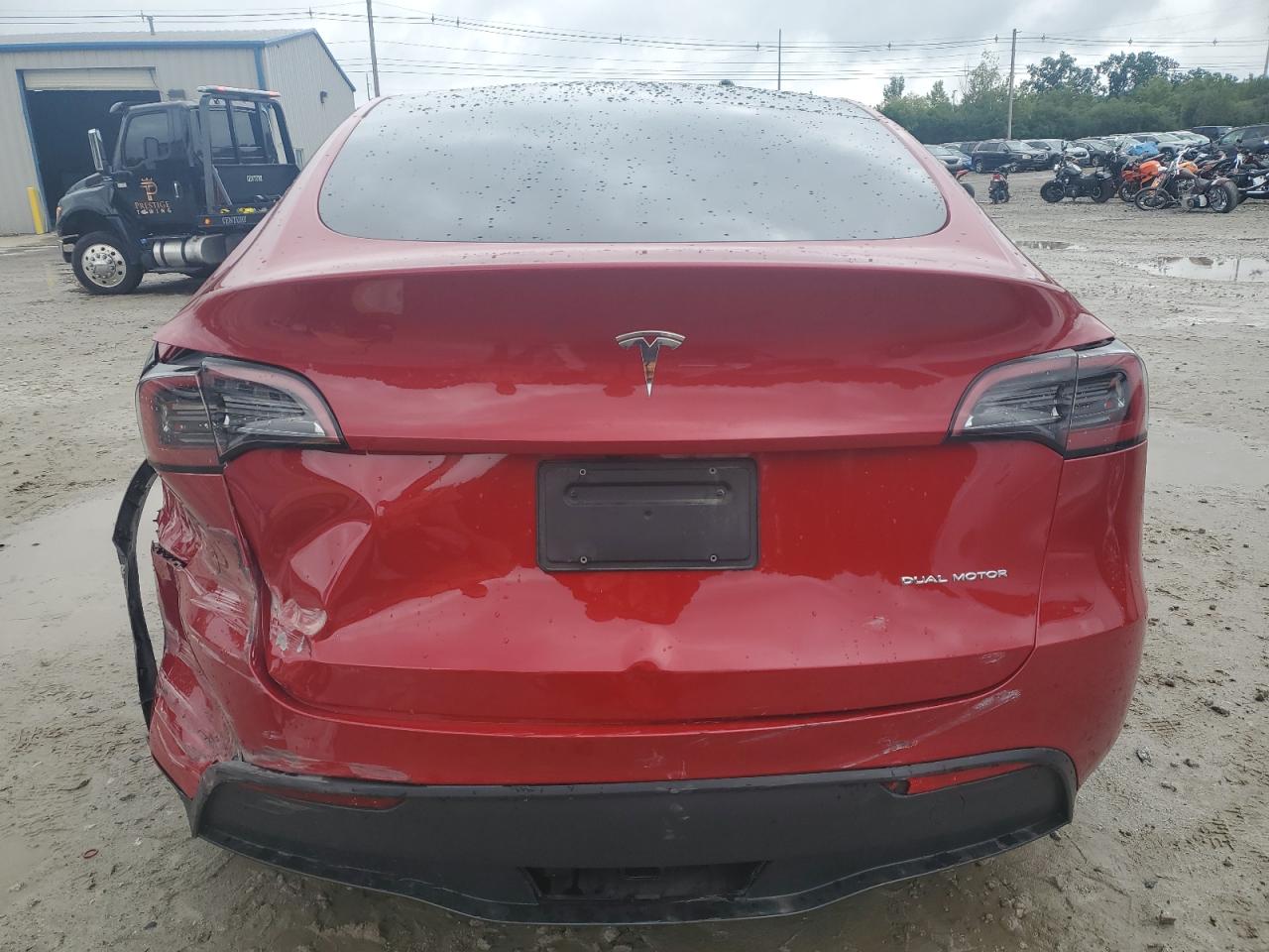 7SAYGDEE0PA029102 2023 Tesla Model Y