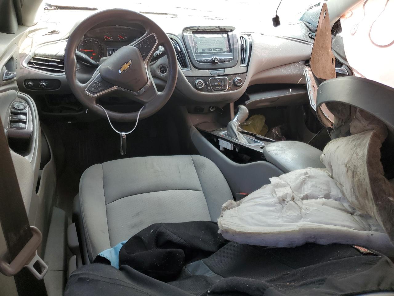 2018 Chevrolet Malibu - Image 8