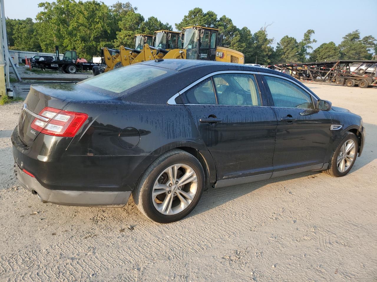 2013 Ford Taurus - Image 3