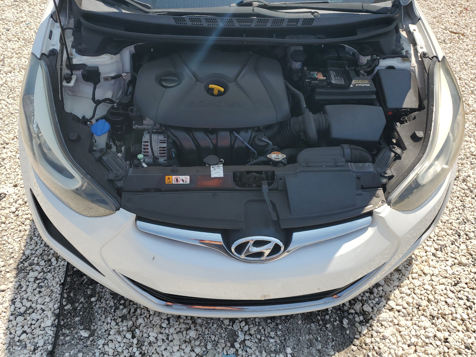 5NPDH4AE5GH663525 2016 Hyundai Elantra Se