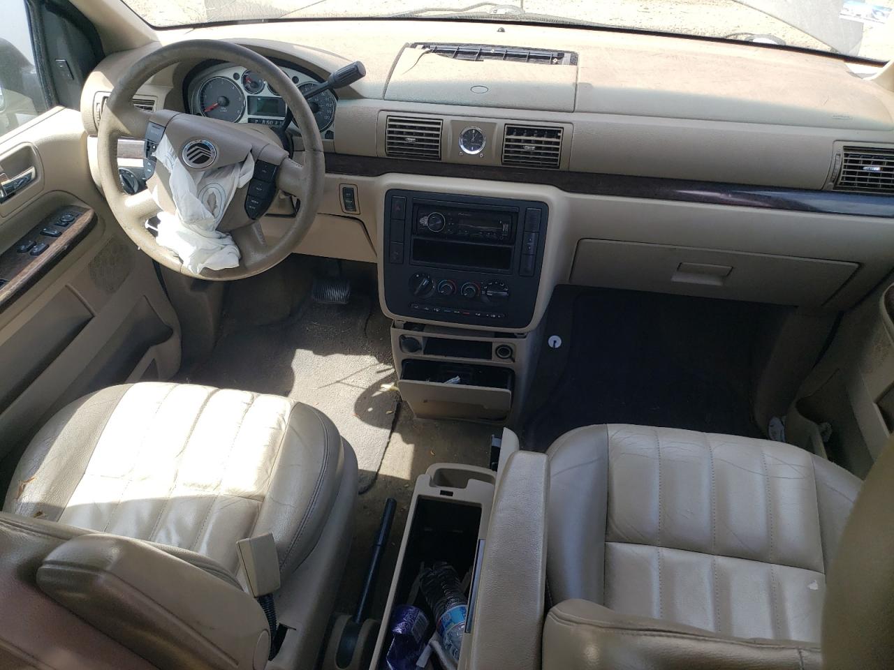 2MRDA22245BJ00212 2005 Mercury Monterey Luxury