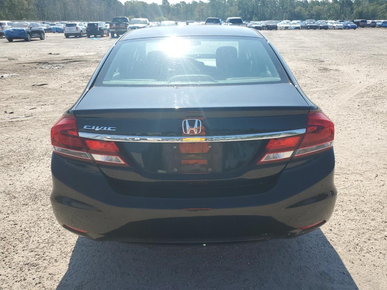 19XFB2F57FE256638 2015 Honda Civic Lx