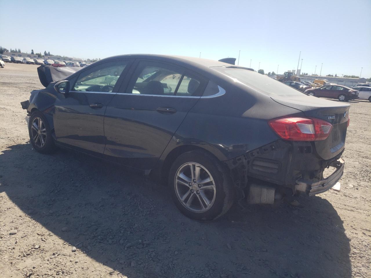 2016 Chevrolet Cruze - Image 2