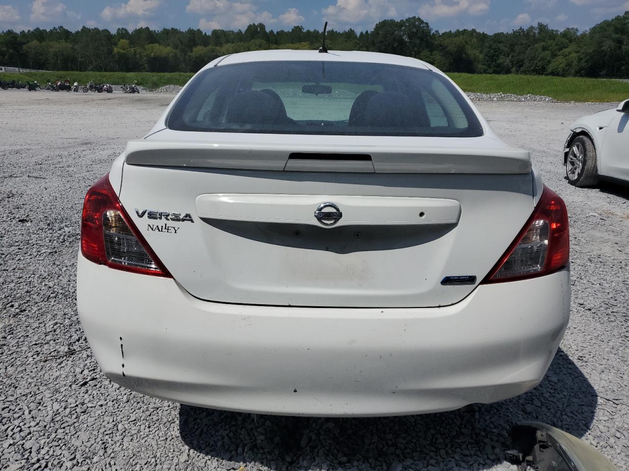 2014 Nissan Versa S VIN: 3N1CN7AP3EL850401 Lot: 66180884