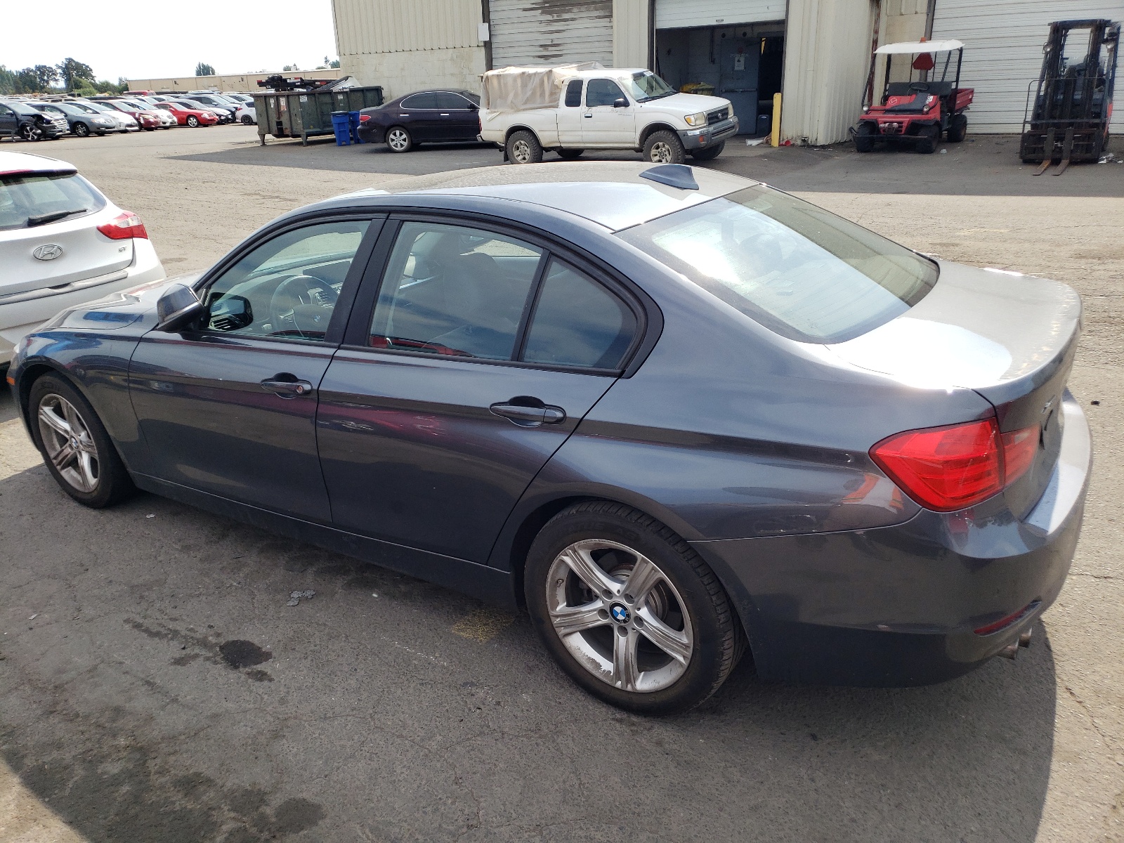 2014 BMW 328 Xi Sulev vin: WBA3B5C51EP544367