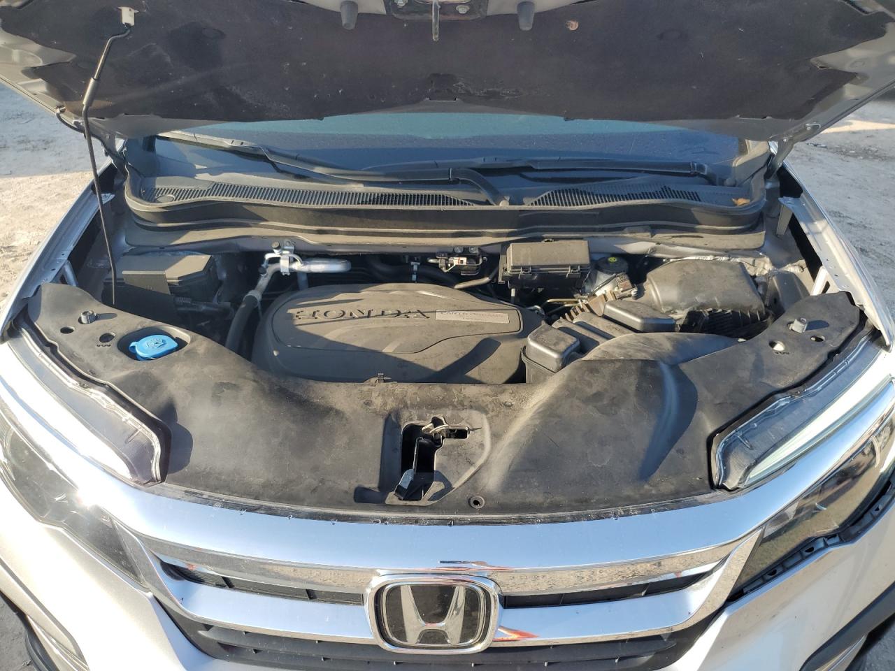 2019 Honda Pilot Lx VIN: 5FNYF5H1XKB033409 Lot: 65168484