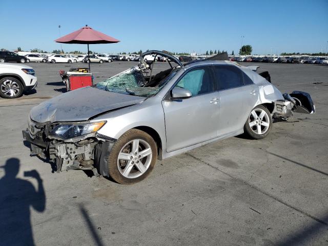 2013 Toyota Camry L продається в Sacramento, CA - All Over