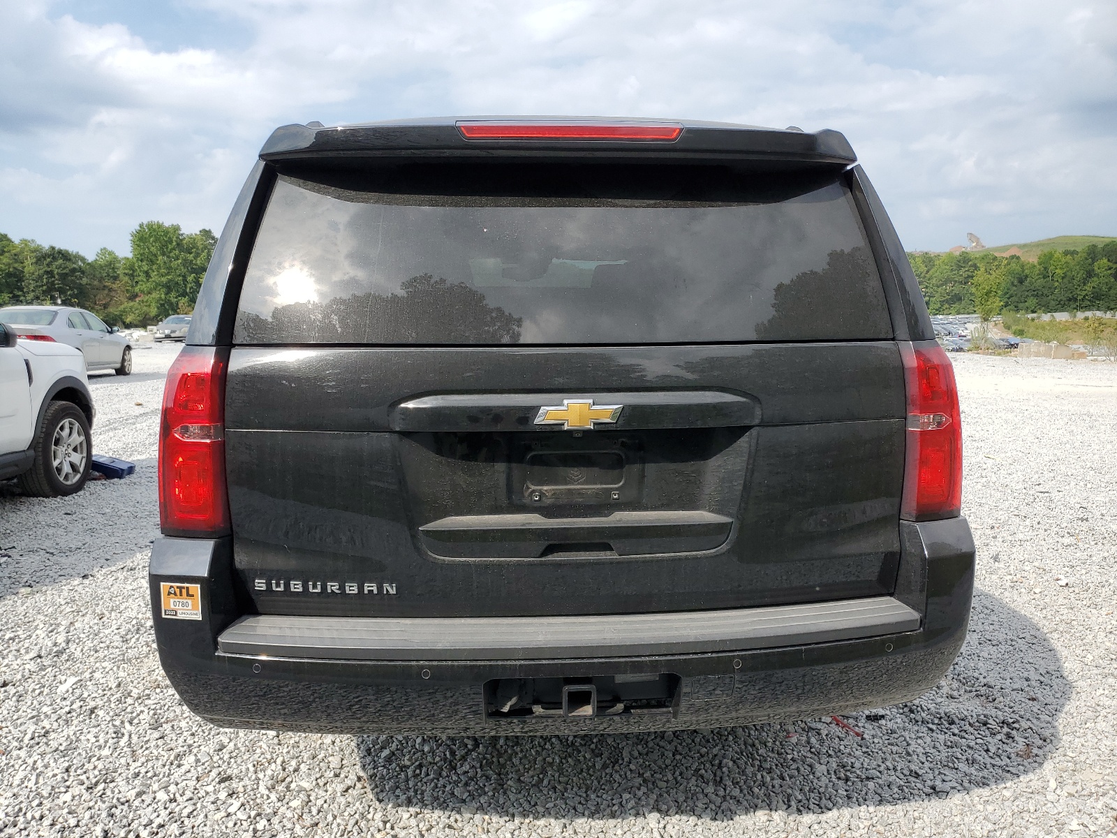 1GNSKHKC1KR368587 2019 Chevrolet Suburban K1500 Lt