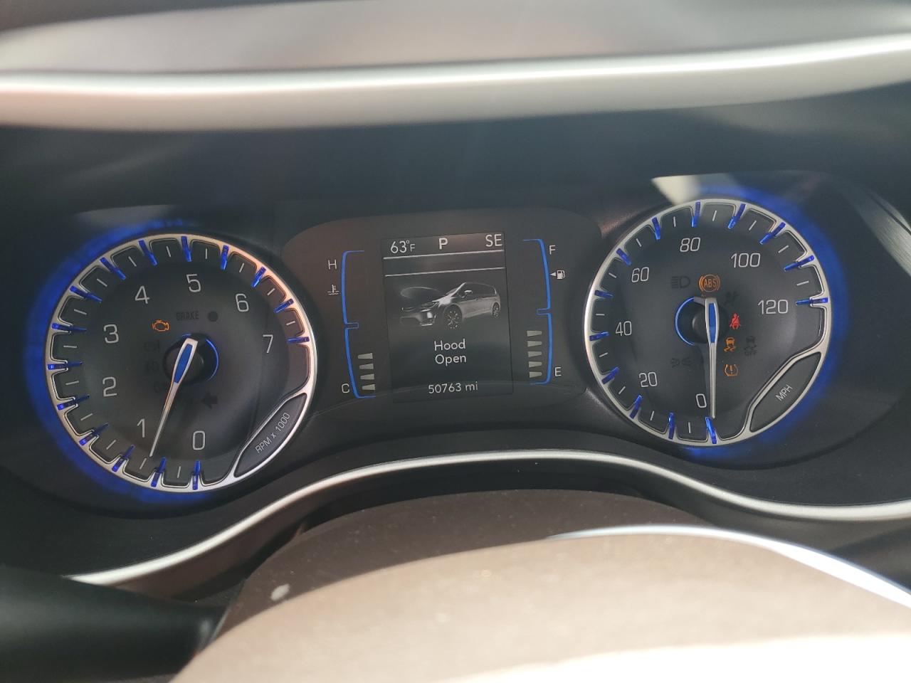 2017 Chrysler Pacifica Touring L VIN: 2C4RC1BG2HR794810 Lot: 68286994